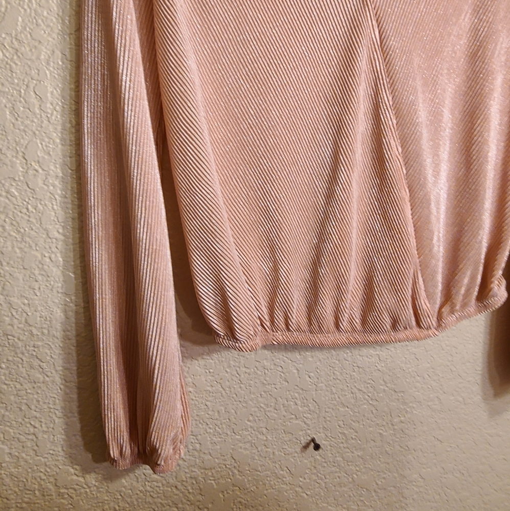 Top - Picture 3 of 3